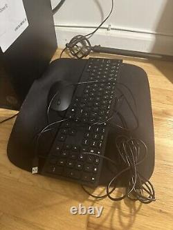 Hp desktop computer windows 10 Slightly Used With Wires And Modem